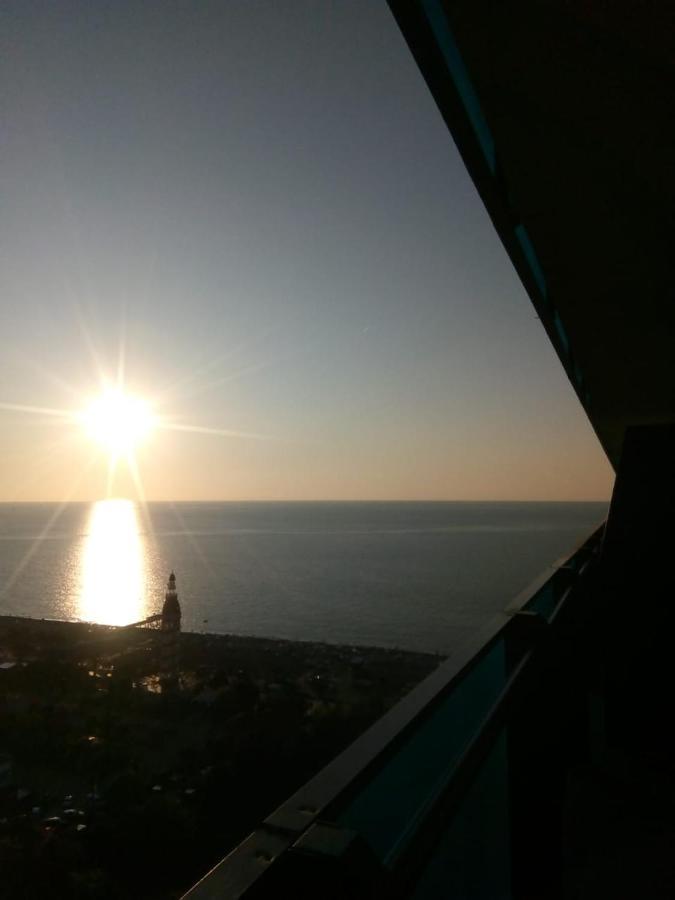 Апартаменты С Видом На Море Twin Towers Batumi, Orbi City Ngoại thất bức ảnh